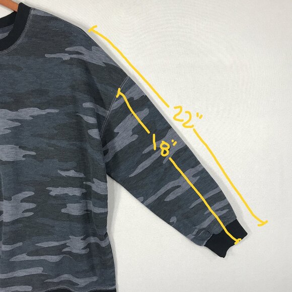 Old Navy Sweatshirt Women's Medium Gray Black Camo Pullover Crew Long Sleeve Gym - Picture 12 of 14